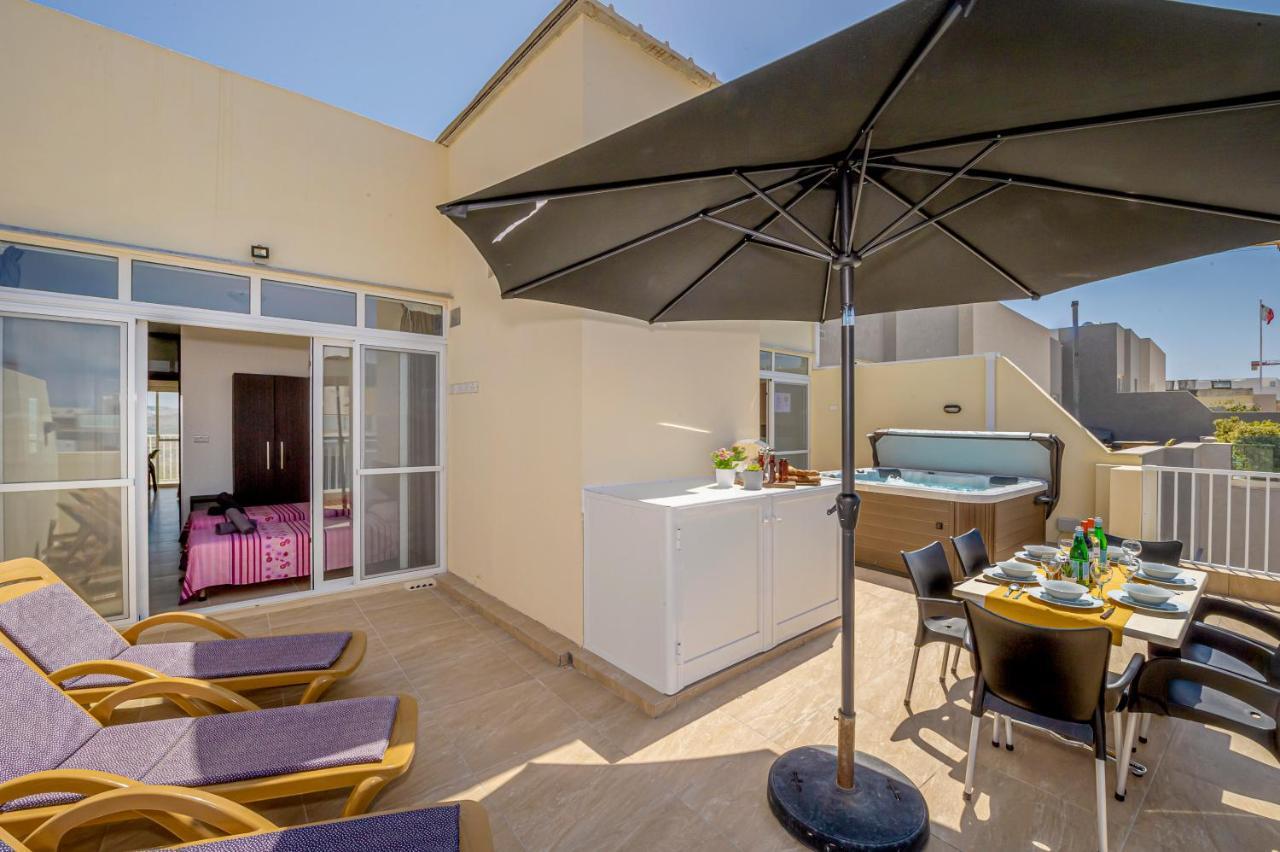 Summer Breeze Penthouse With Private Hot Tub & Terrace With Panoramic Views, By Getawaysmalta المليحة المظهر الخارجي الصورة