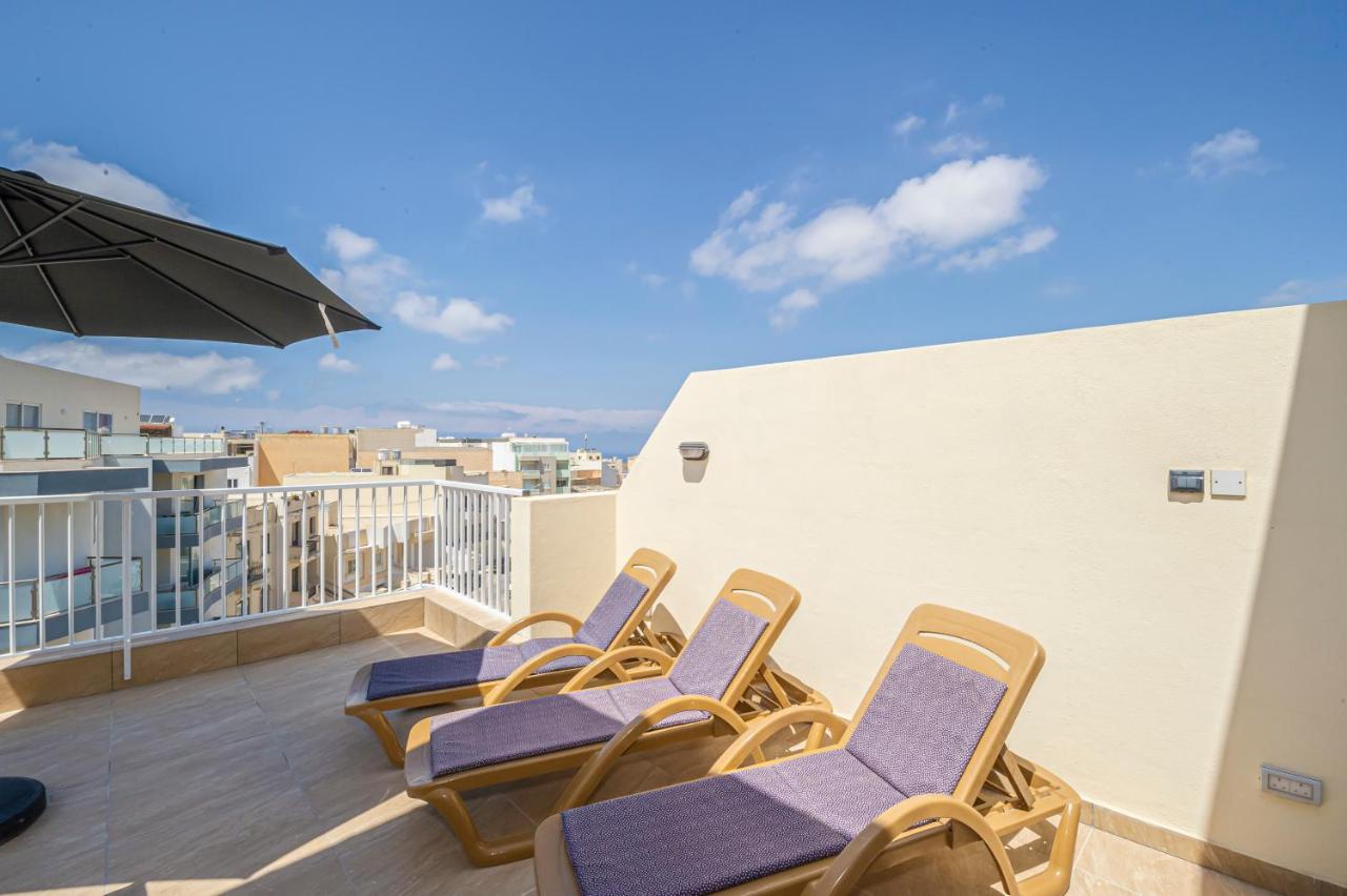 Summer Breeze Penthouse With Private Hot Tub & Terrace With Panoramic Views, By Getawaysmalta المليحة المظهر الخارجي الصورة