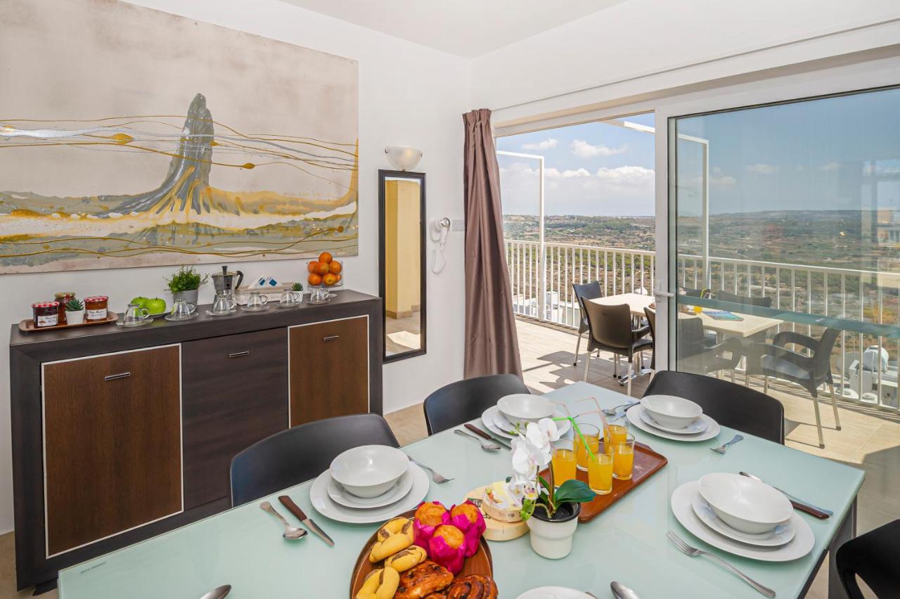 Summer Breeze Penthouse With Private Hot Tub & Terrace With Panoramic Views, By Getawaysmalta المليحة المظهر الخارجي الصورة