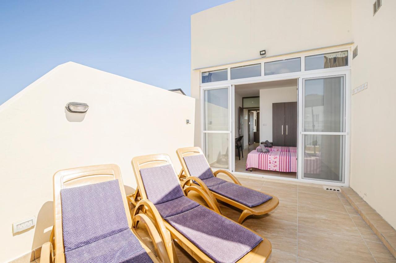 Summer Breeze Penthouse With Private Hot Tub & Terrace With Panoramic Views, By Getawaysmalta المليحة المظهر الخارجي الصورة