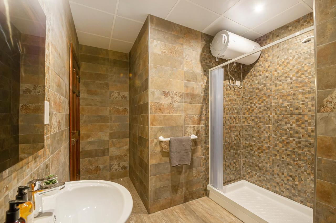 Summer Breeze Penthouse With Private Hot Tub & Terrace With Panoramic Views, By Getawaysmalta المليحة المظهر الخارجي الصورة